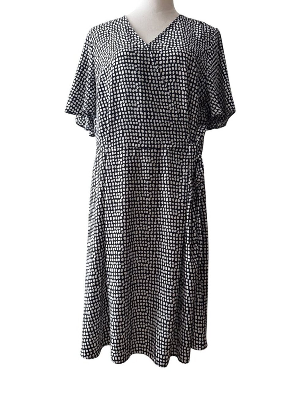 Black White Geometric Midi V-Neck Short bell sleeve Capsule Wardrobe Dress Sz XL